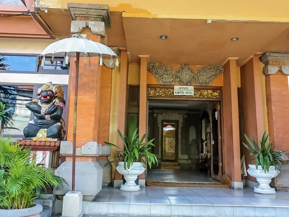 Oyo 3244 Grand Chandra Hotel Denpasar Exteriér fotografie